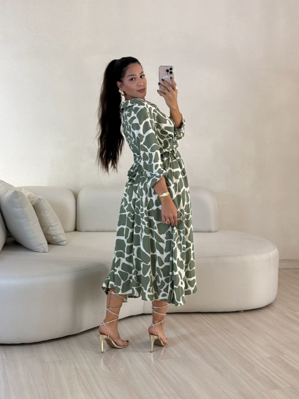 VESTIDO MARISA BOTÕES VERDE