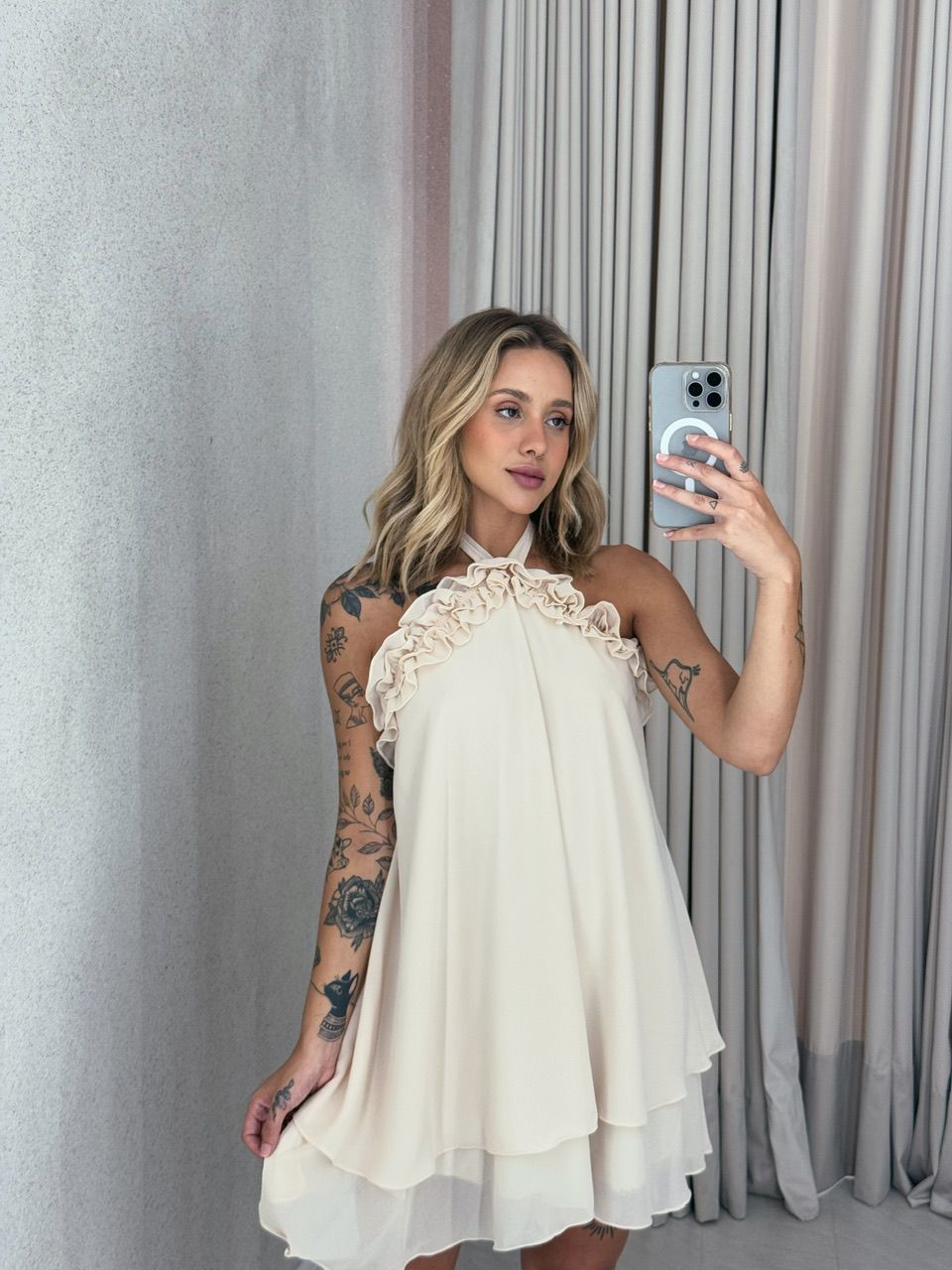 VESTIDO JULIETTE CURTO AREIA