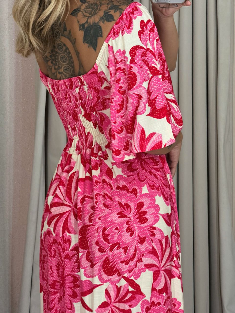VESTIDO PRISCILA MANGA ROSA