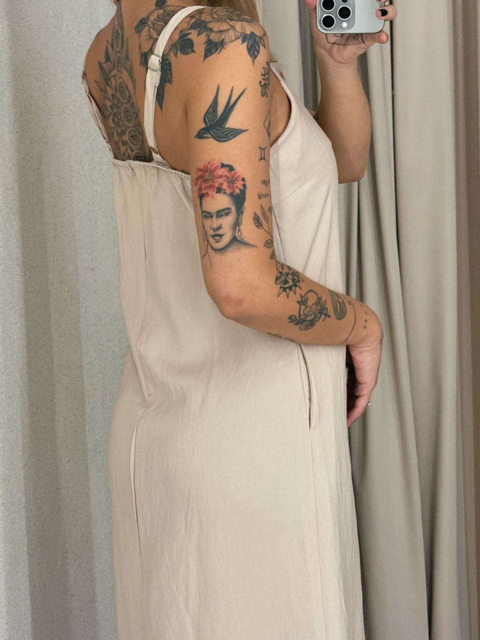 VESTIDO MAURA ALÇA AREIA
