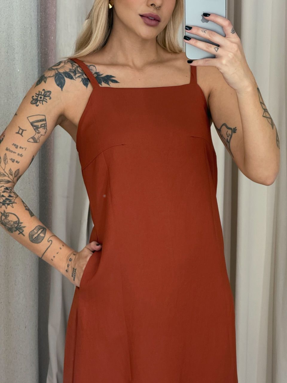 VESTIDO MAURA ALÇA TERRA COTA