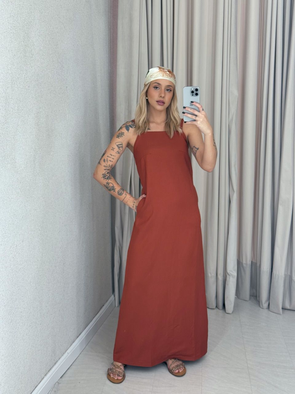 VESTIDO MAURA ALÇA TERRA COTA