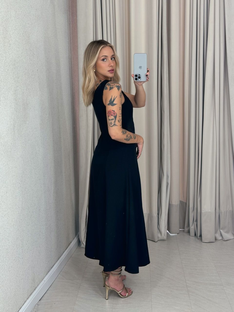 VESTIDO RAQUEL MIDI PRETO