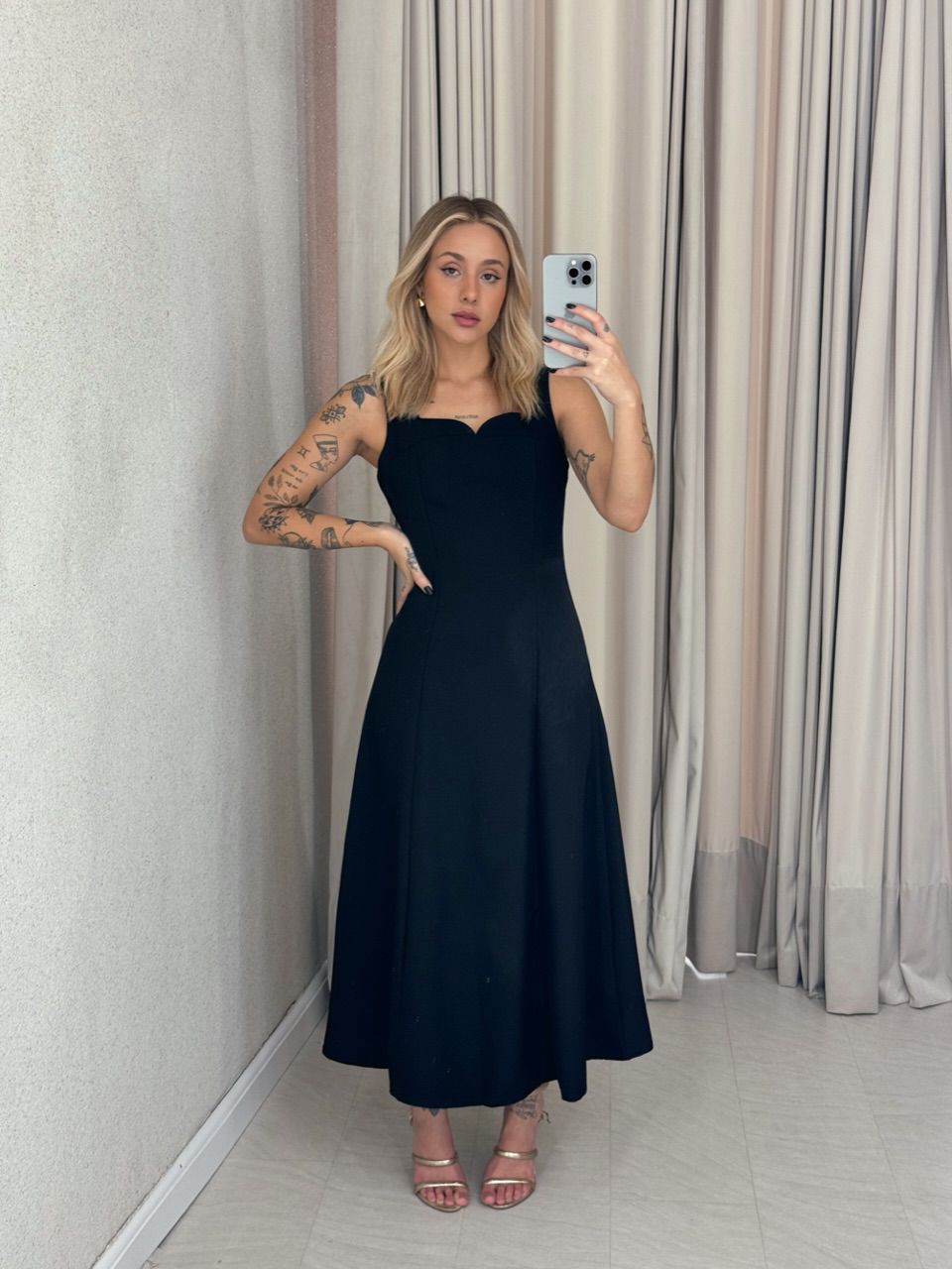 VESTIDO RAQUEL MIDI PRETO
