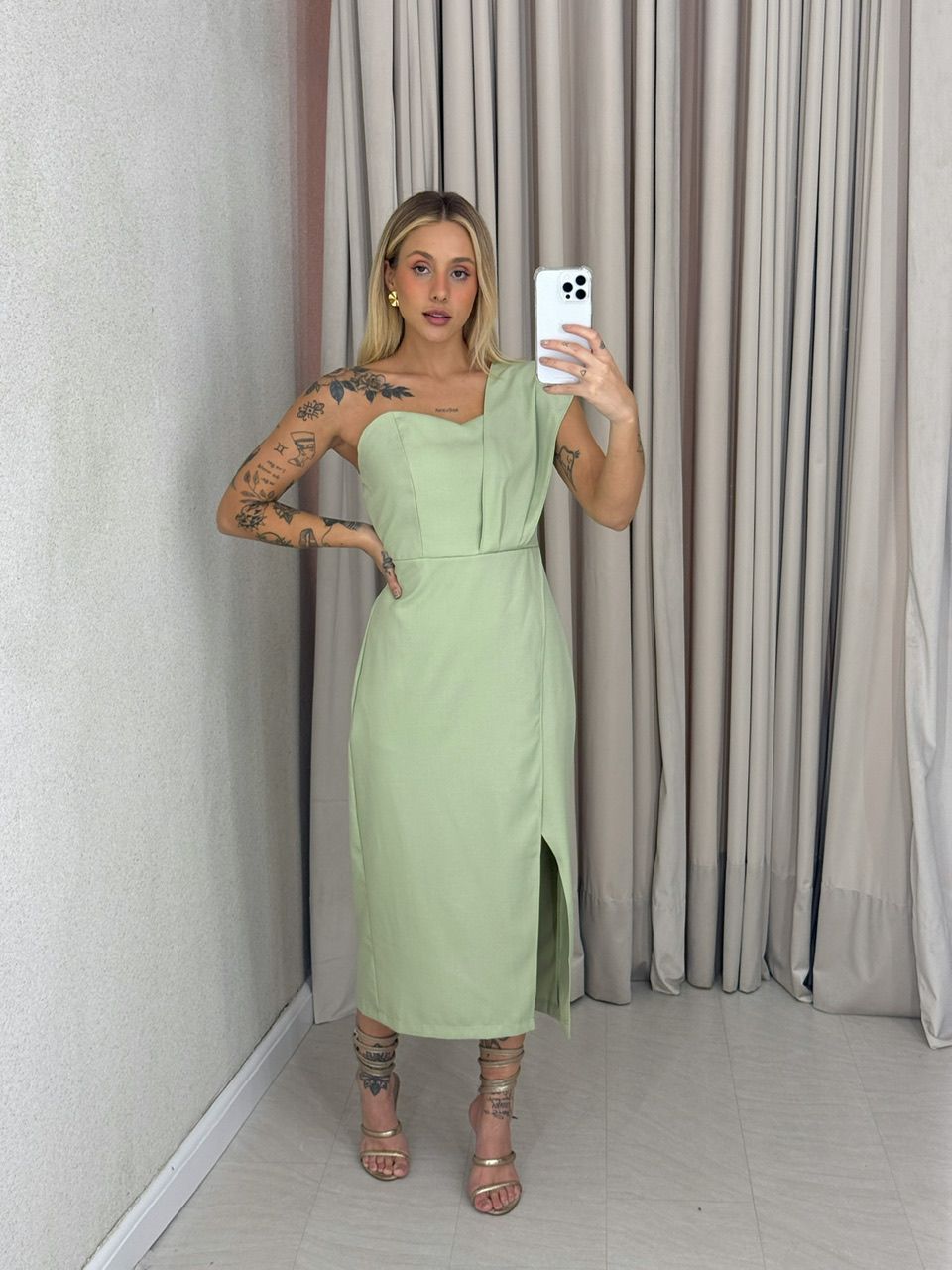 VESTIDO MICHELE NULA MANGA PISTACHE
