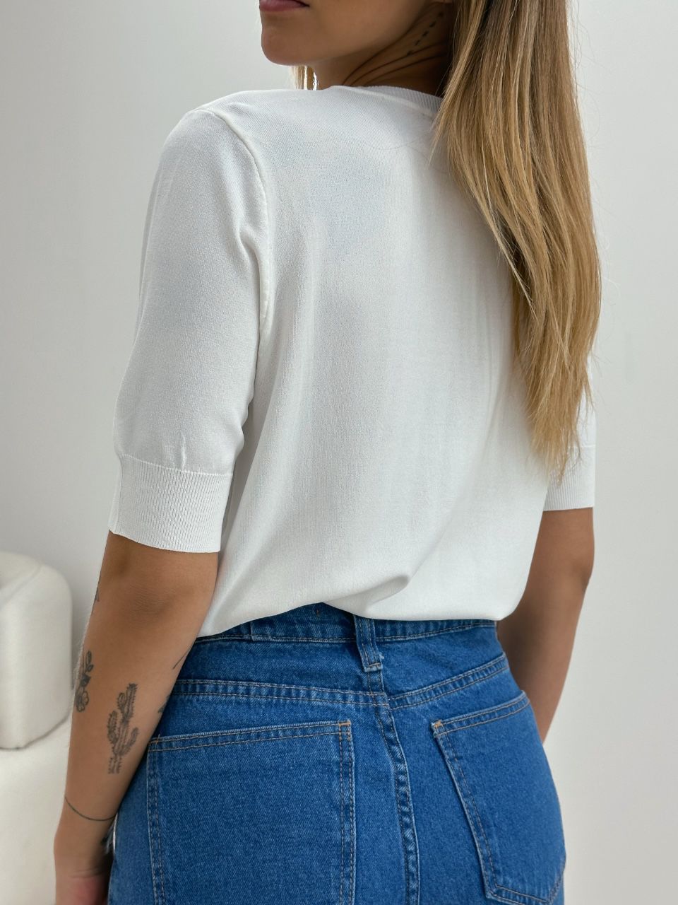 BLUSA MANU TRICOT BASIC OFF