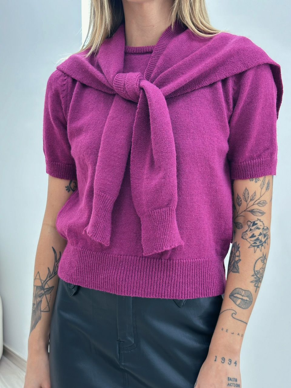 BLUSA TRICOT C/ SOBREPOSIÇÃO FUCSIA