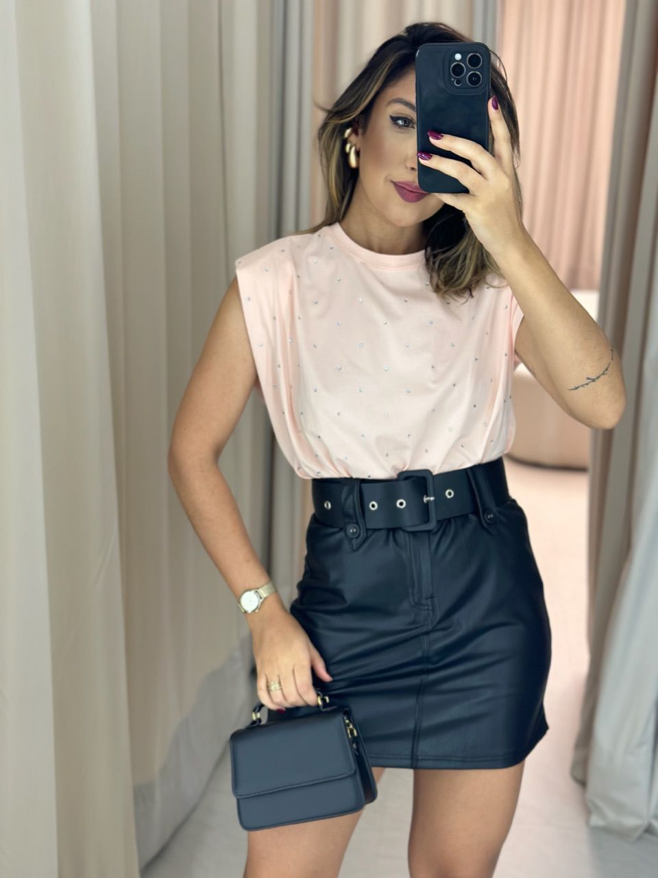 SAIA SARA COURO FAKE PRETA - 0049710033 - CAROLLA FERRARO
