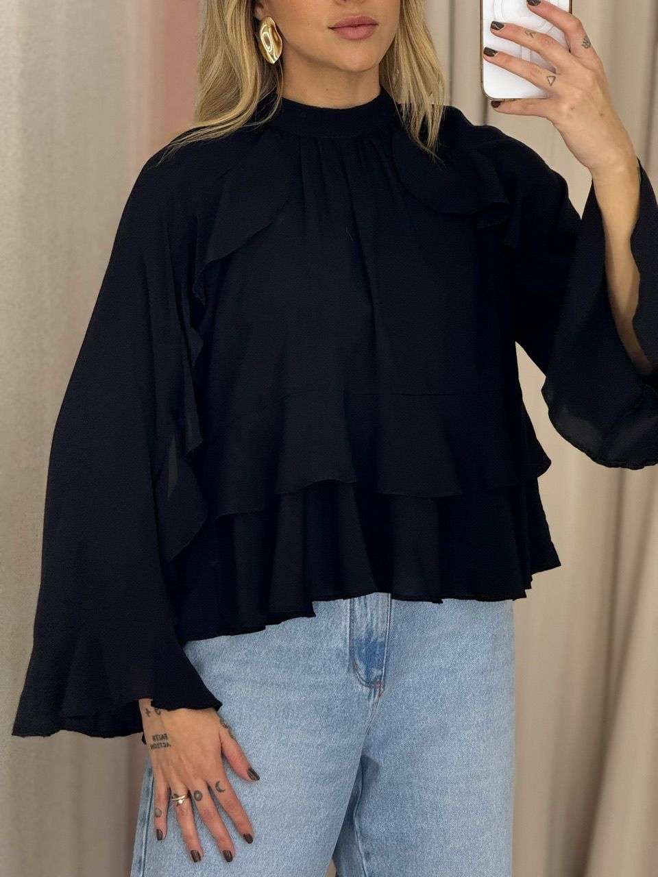 BLUSA MILENA BABADOS Preta