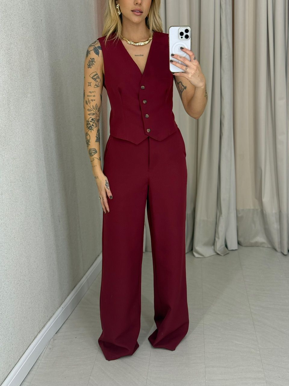 CONJUNTO VIRGÍNIA CALÇA CHERRY RED