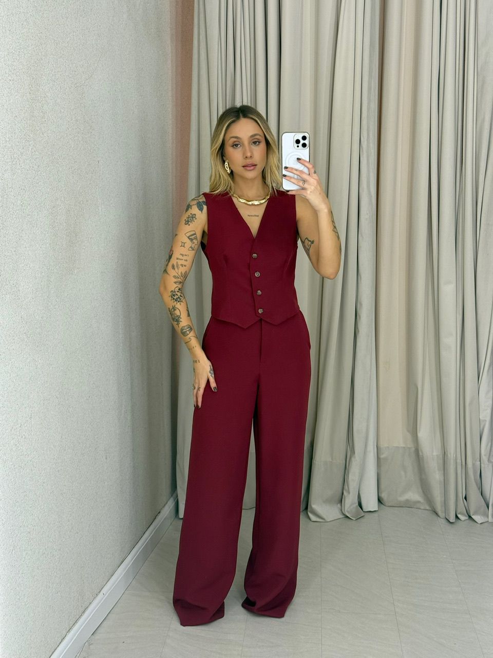 CONJUNTO VIRGÍNIA CALÇA CHERRY RED