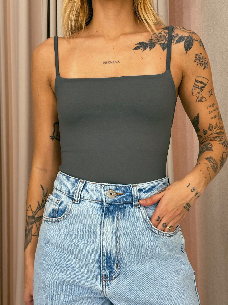 BODY ARIEL ALÇA Cinza