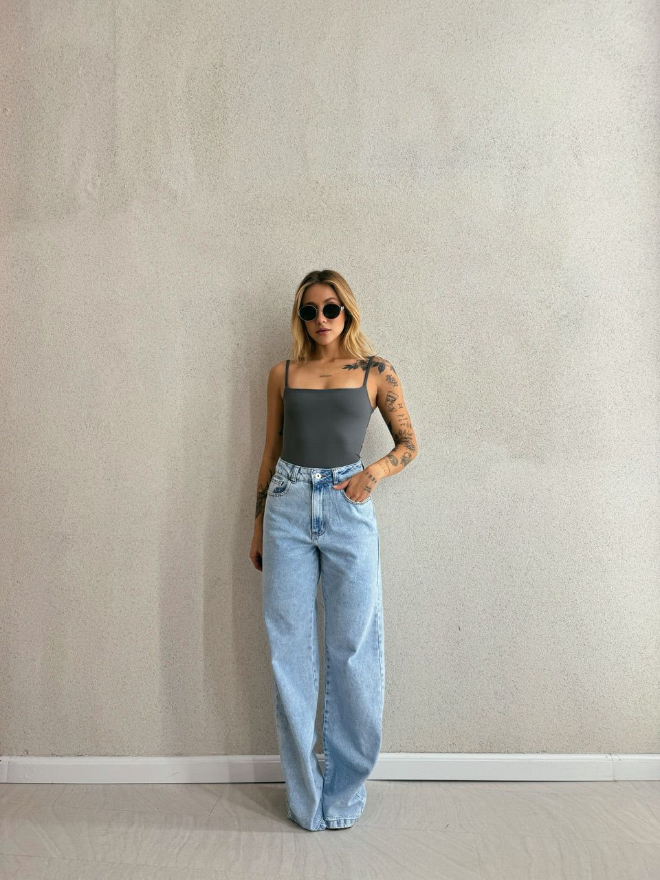 BODY ARIEL ALÇA Cinza