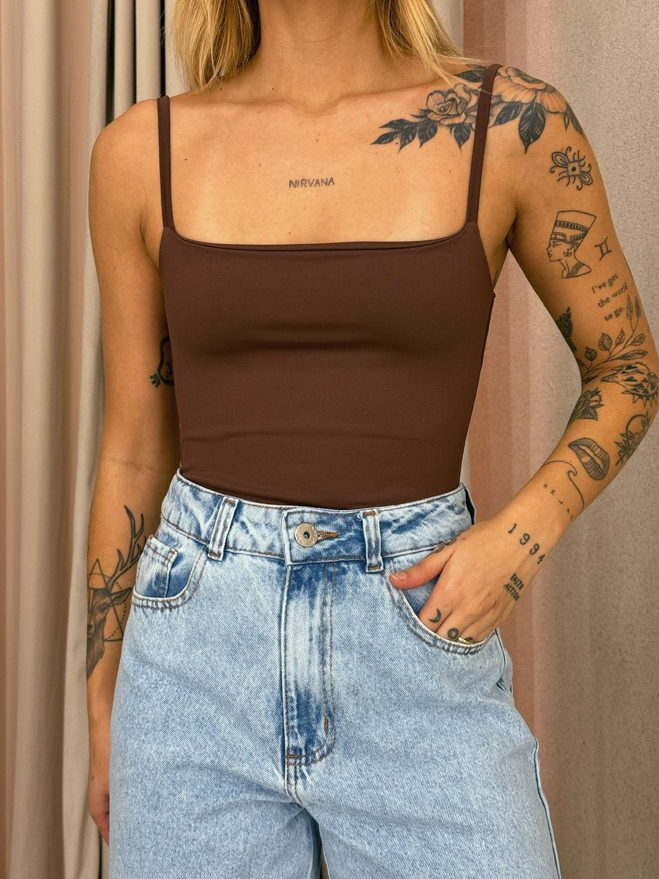 BODY ARIEL ALÇA Marrom