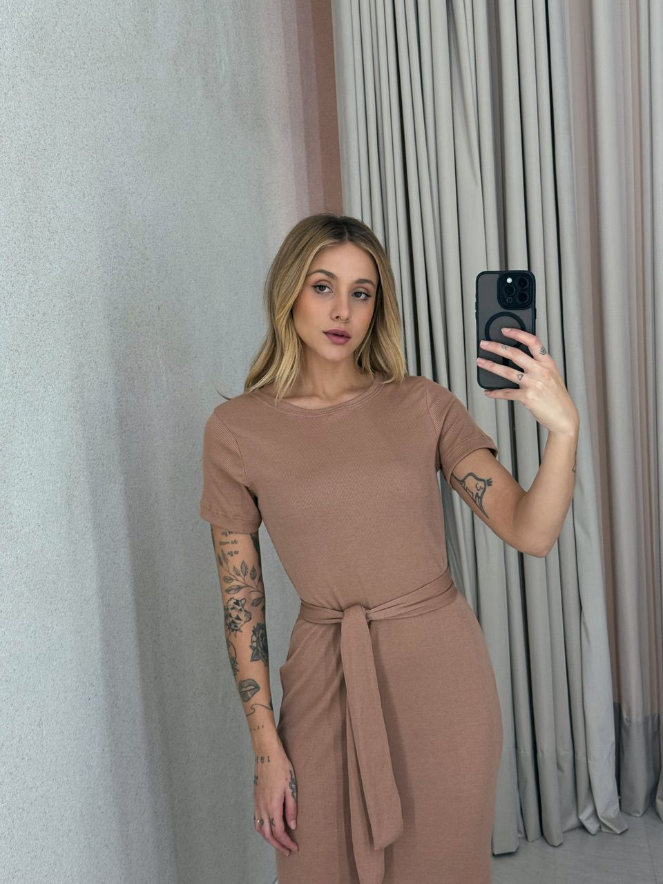 VESTIDO LUCIANA CANELADO NUDE