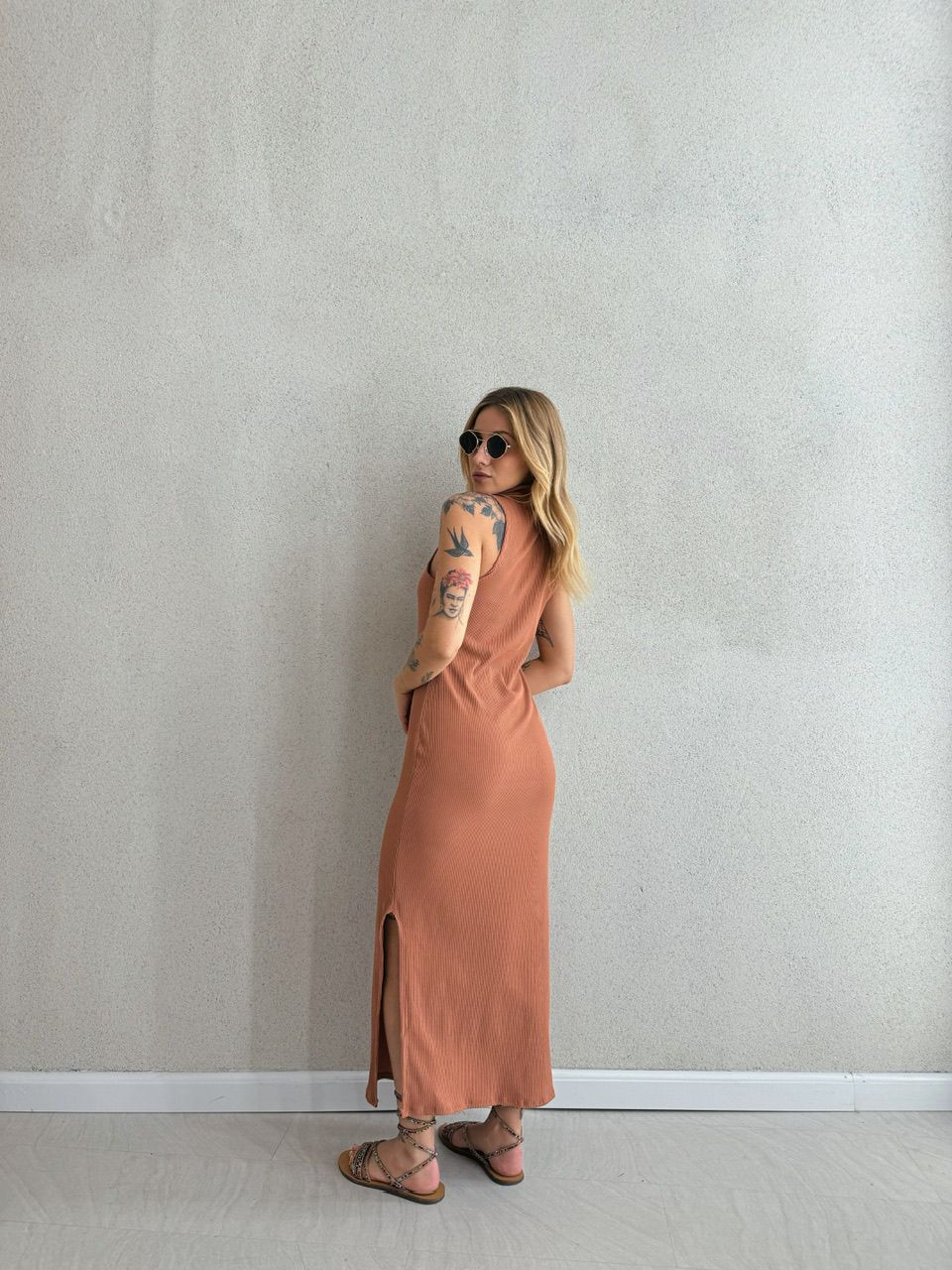 VESTIDO NAYLA CAVADO CAPUCCINO 
