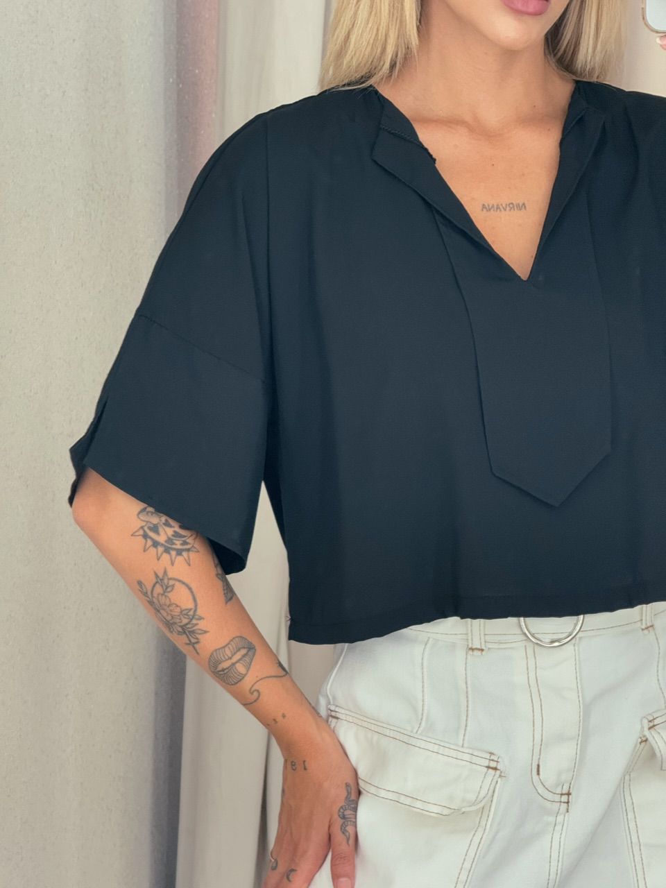 CROPPED RAIENE LISO PRETO