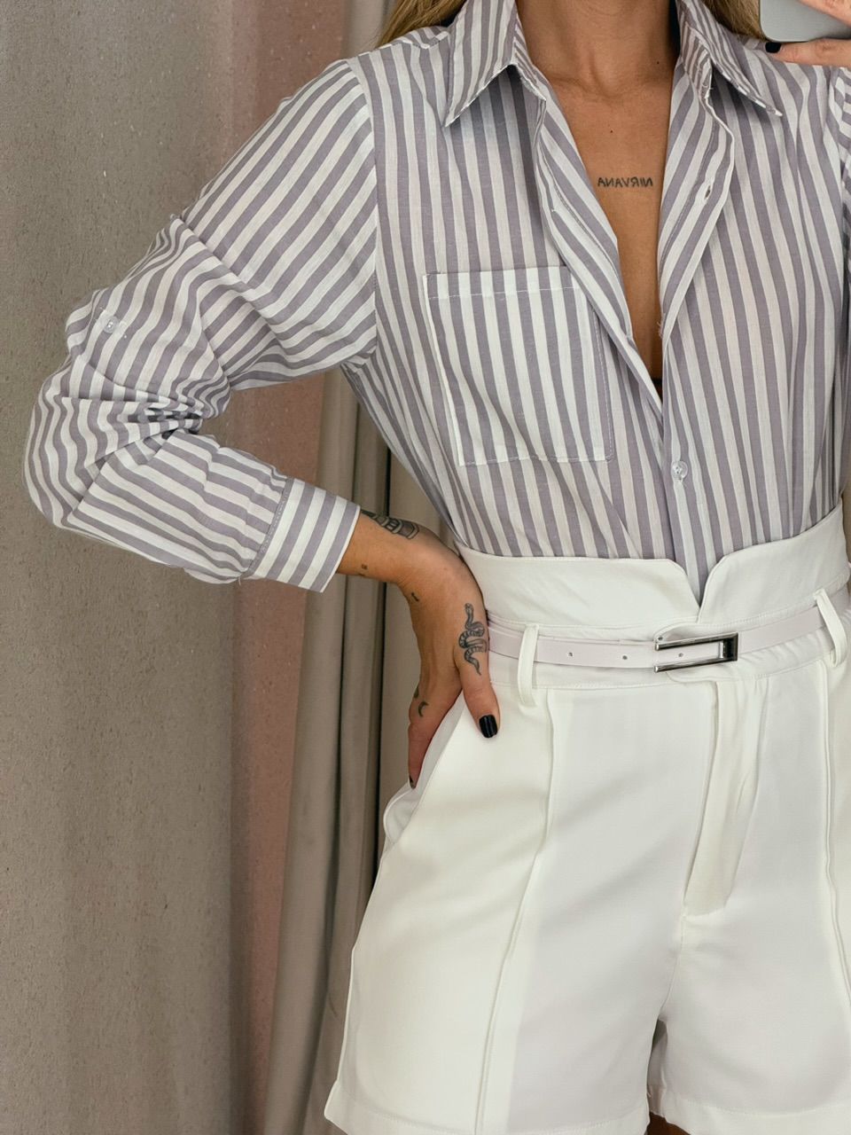 CAMISA DÉBORA LISTRADA Cinza