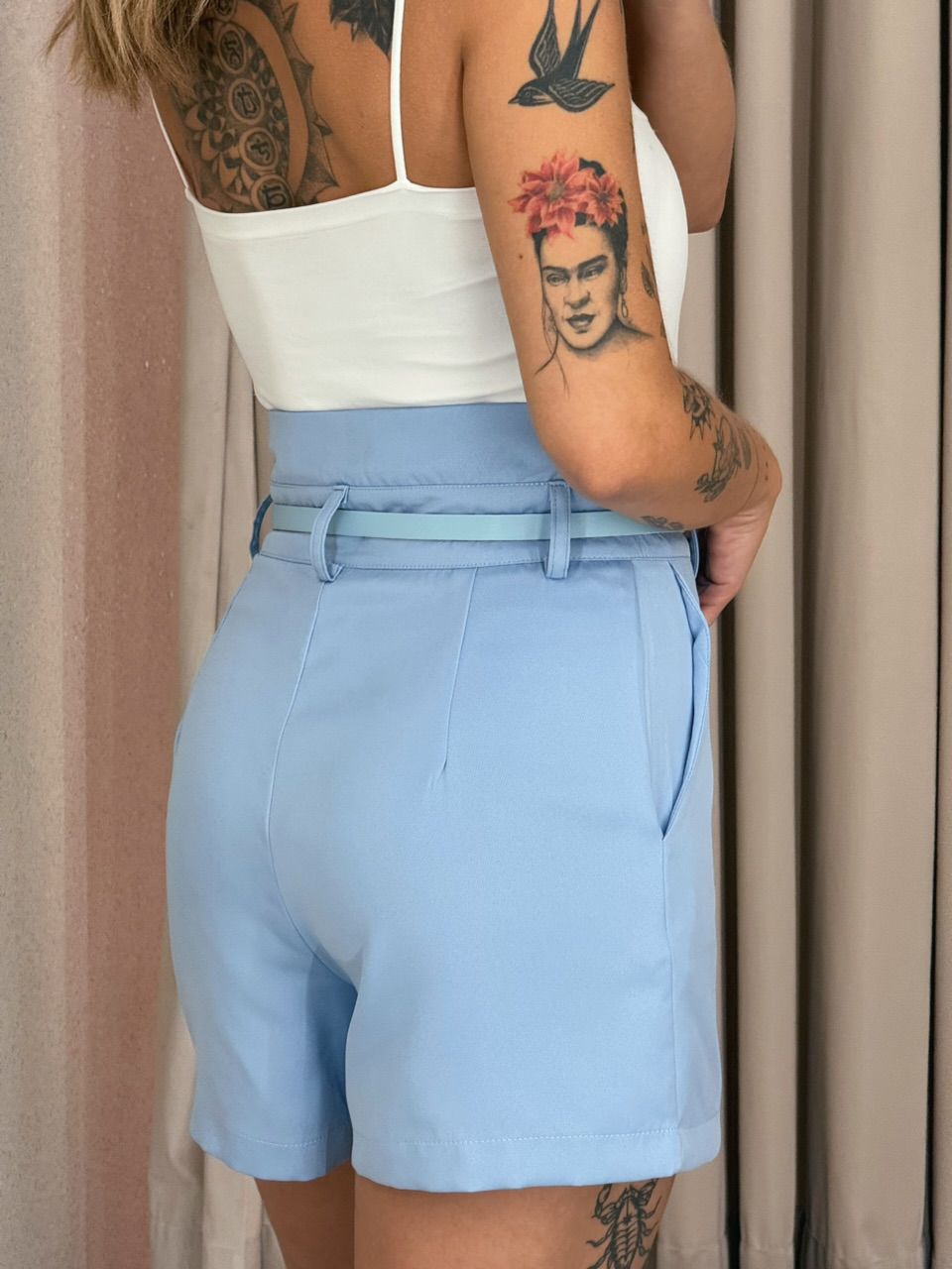 SHORT LAURA Cinto azul