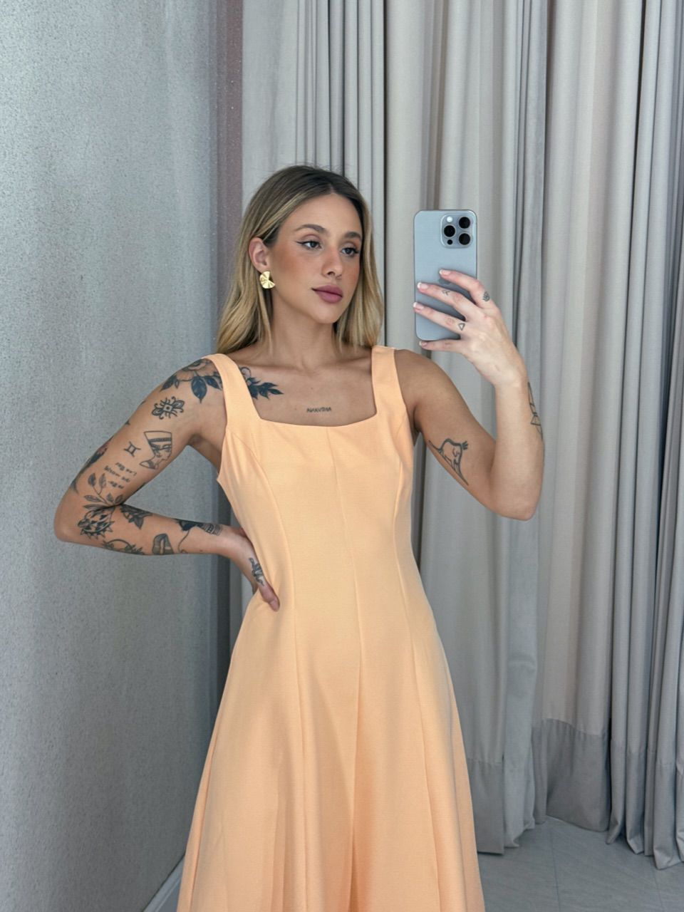 VESTIDO CAROLINE MIDI Pêssego
