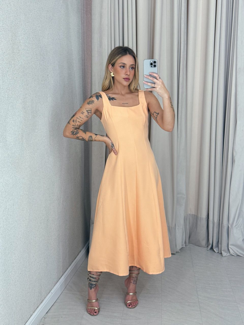 VESTIDO CAROLINE MIDI Pêssego