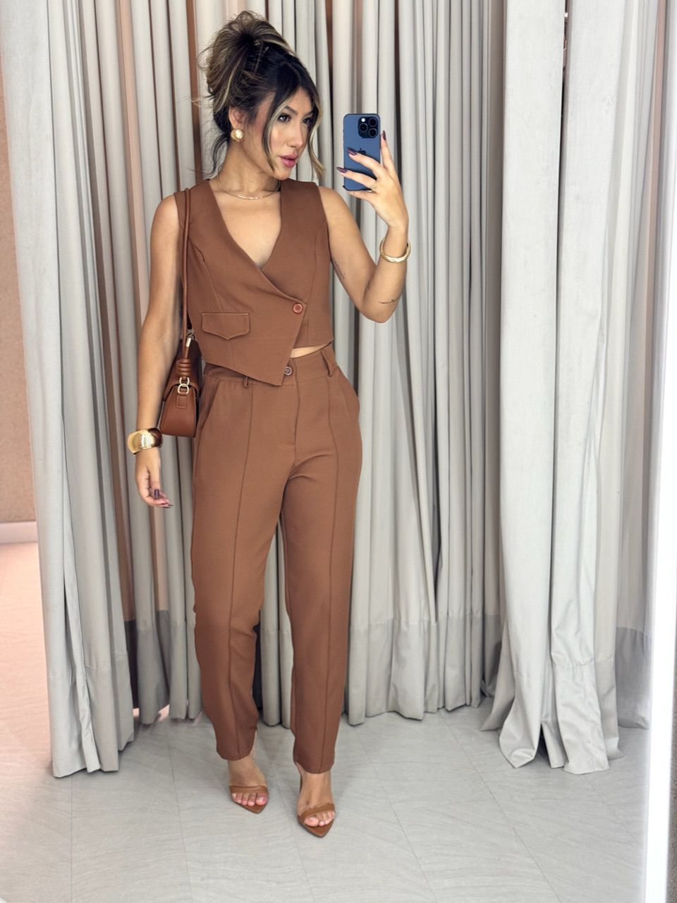 CONJUNTO MARIA LUÍSA CALÇA MARROM - 0061260054 - CAROLLA FERRARO