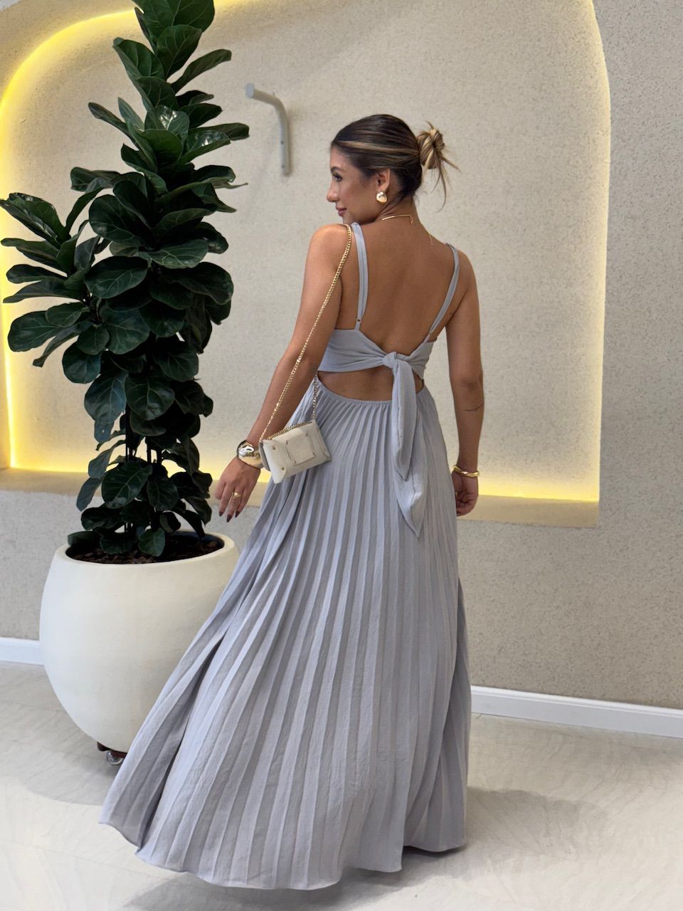 VESTIDO ELEONORA. PLISSADO Cinza