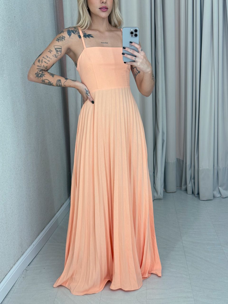 VESTIDO ELEONORA. PLISSADO Laranja