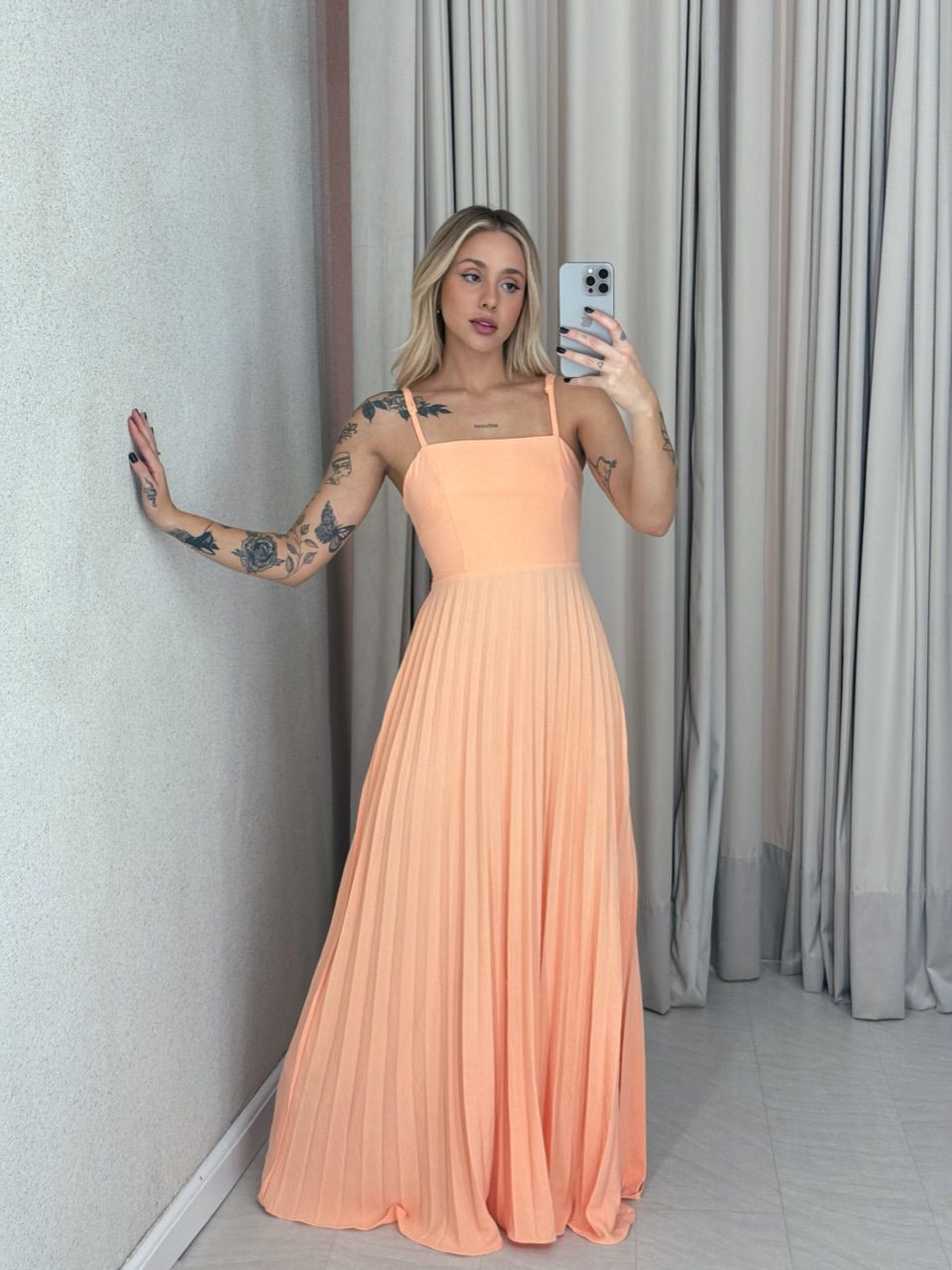VESTIDO ELEONORA. PLISSADO Laranja