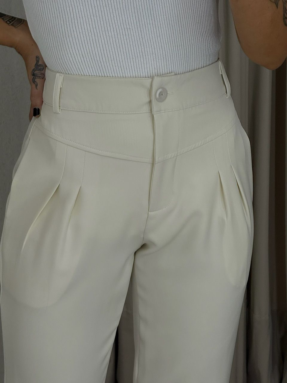 CALÇA ROSIMEIRE SKINNY AREIA
