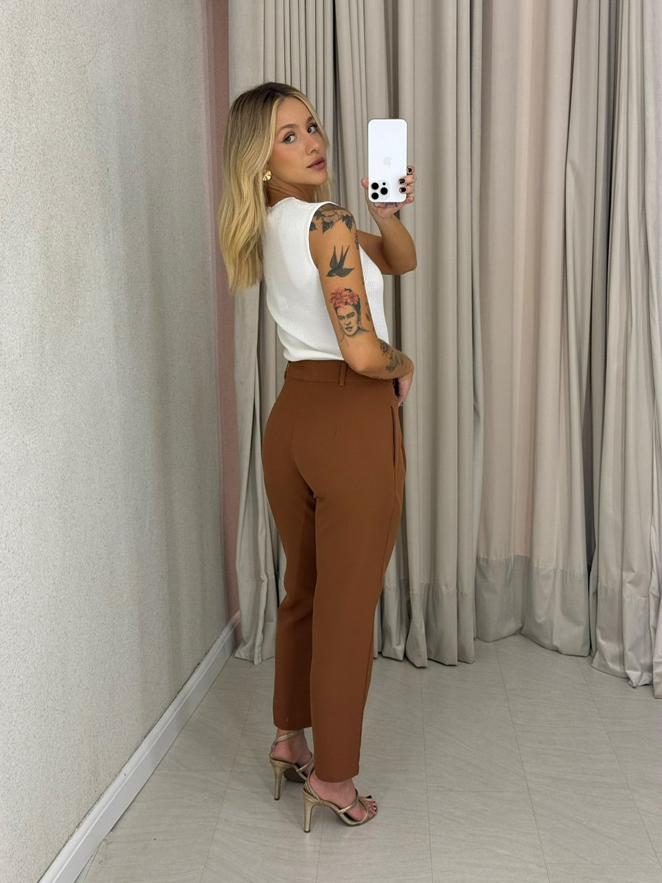 CALÇA ROSIMEIRE SKINNY CARAMELO