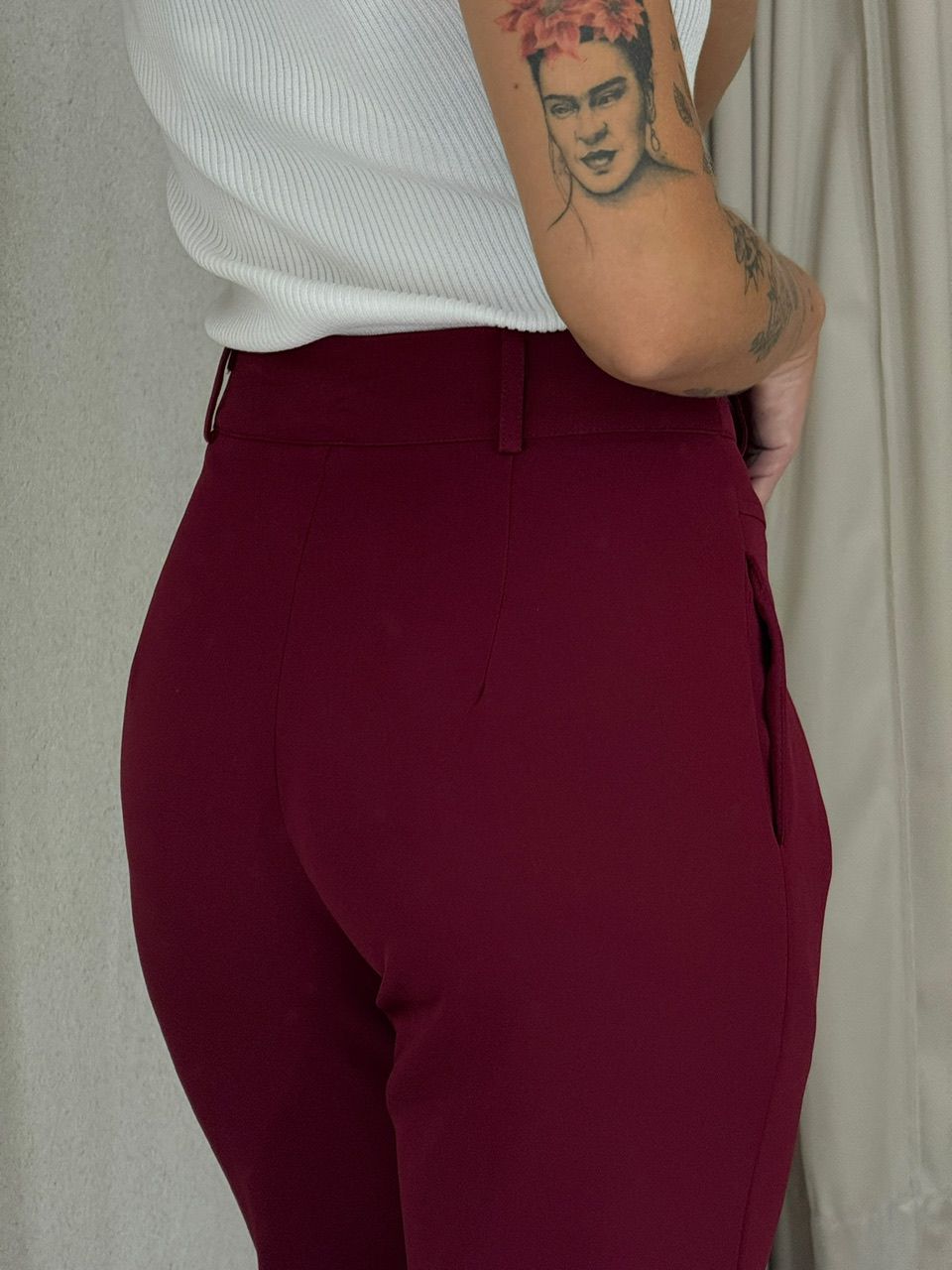 CALÇA ROSIMEIRE SKINNY CHERRY RED