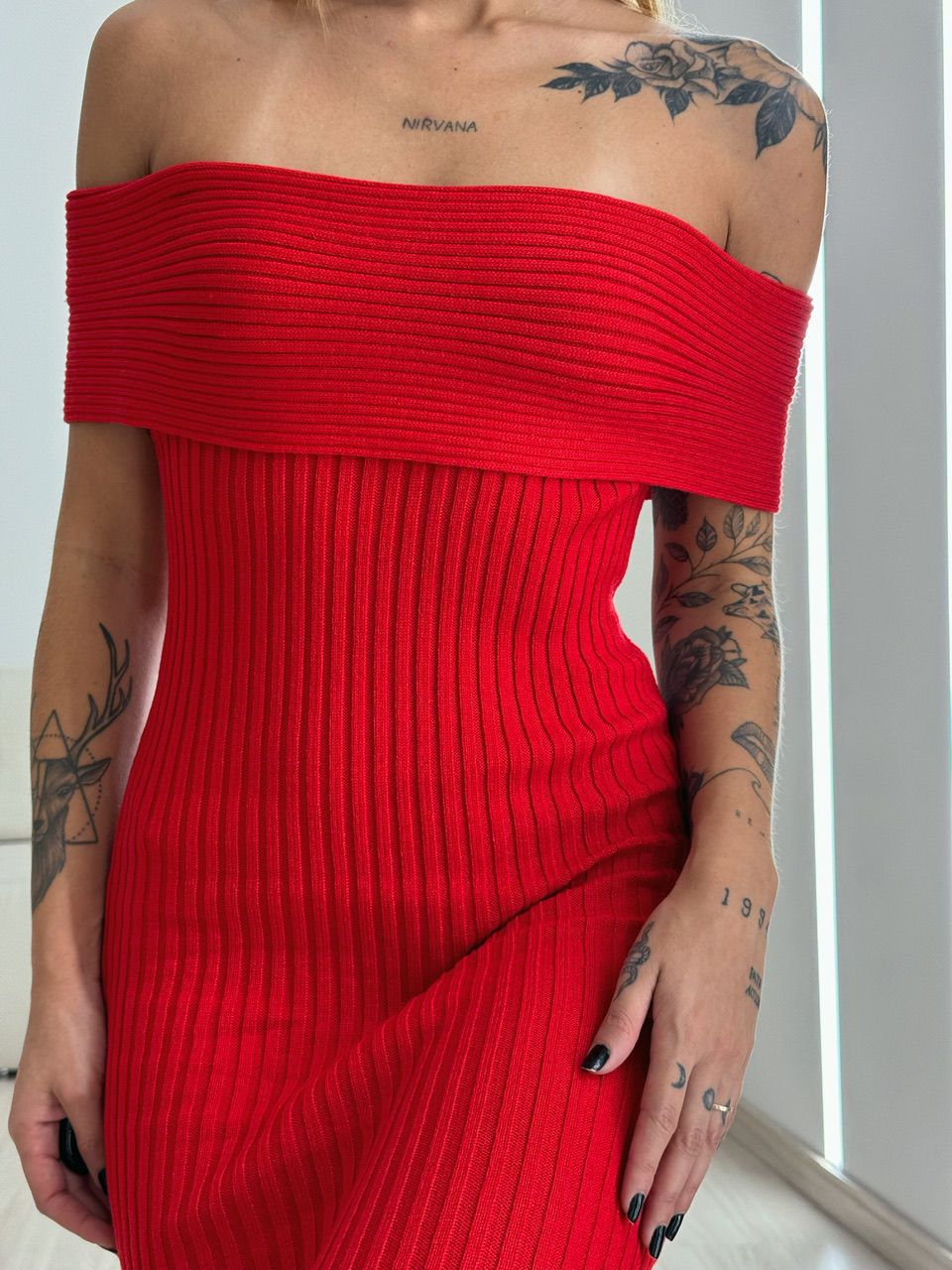 VESTIDO GOLA VIRADA VERMELHO