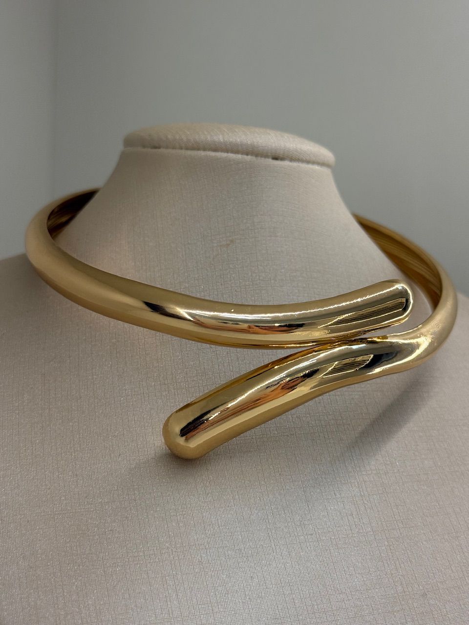 CHOKER MARIA Dourada