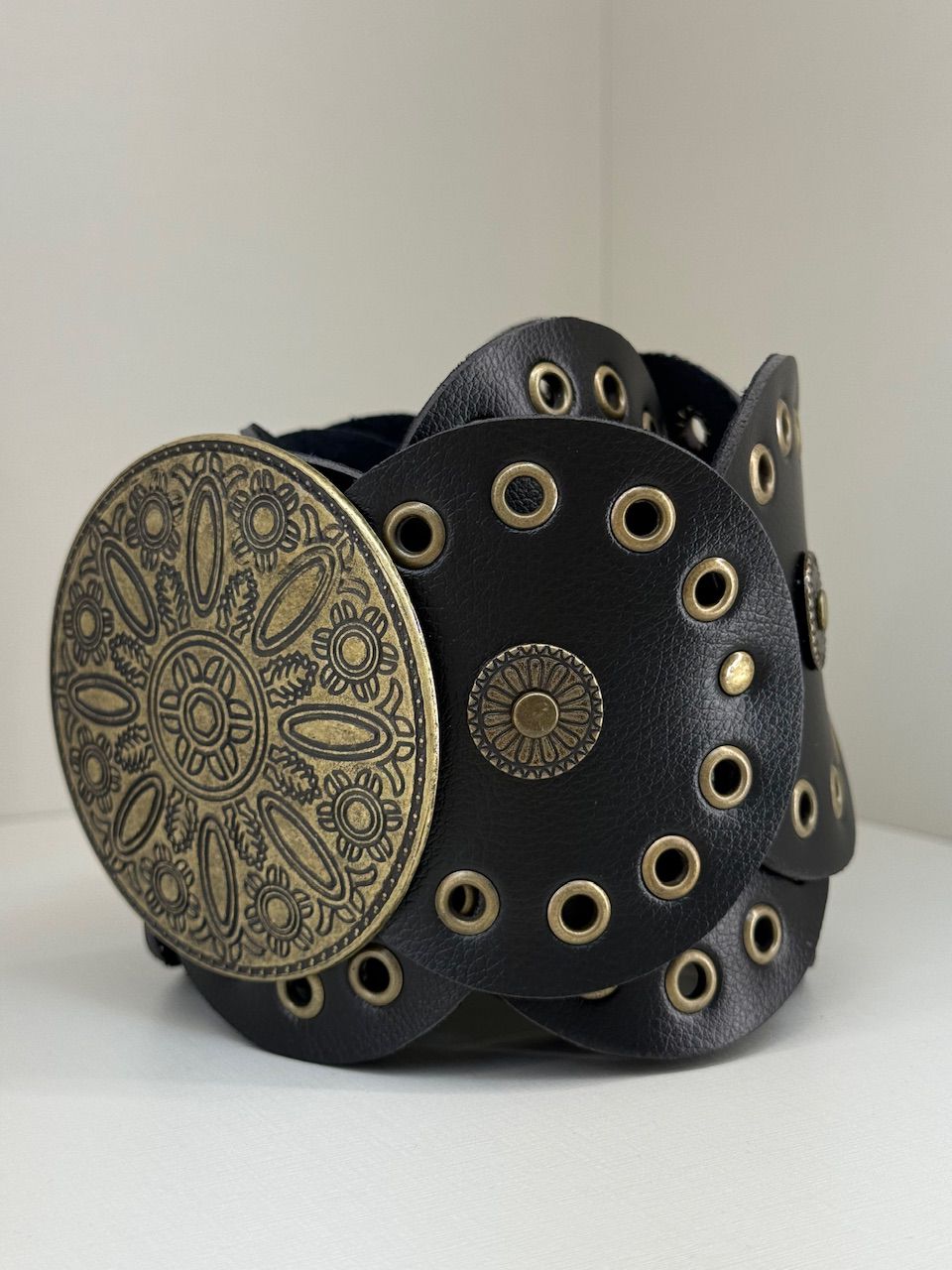 CINTO DALLAS BOHO PRETO