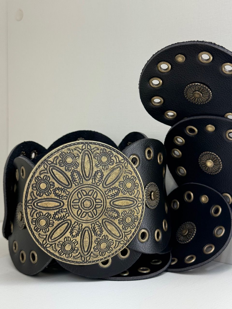 CINTO DALLAS BOHO PRETO
