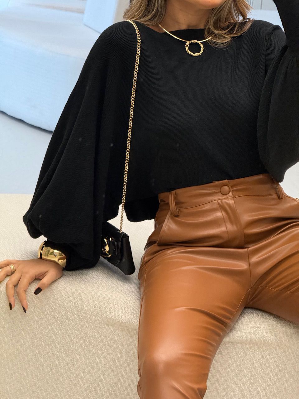 CALÇA SARA COURO FAKE CARAMELO