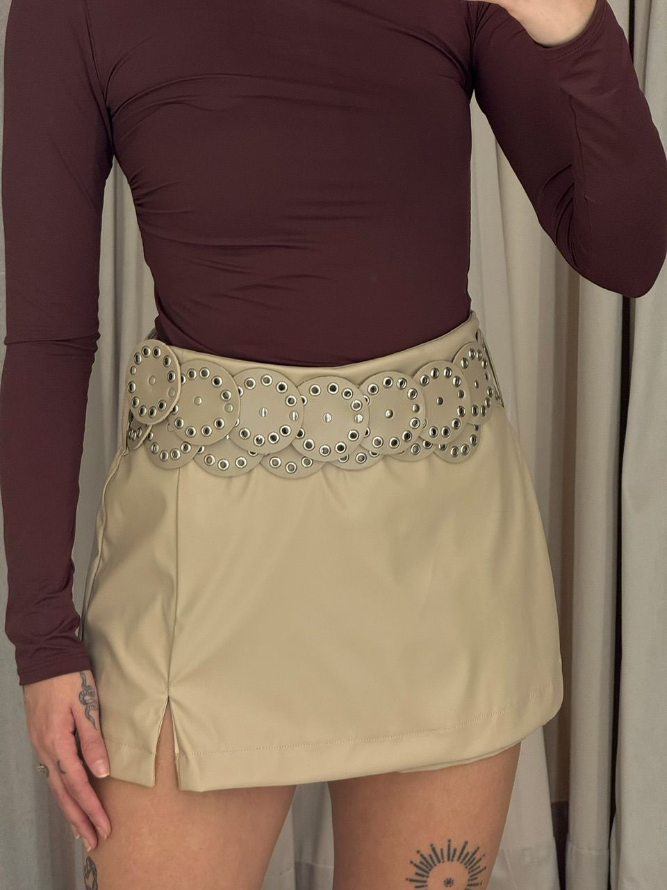 SHORT SAIA ISABEL CINTO NUDE