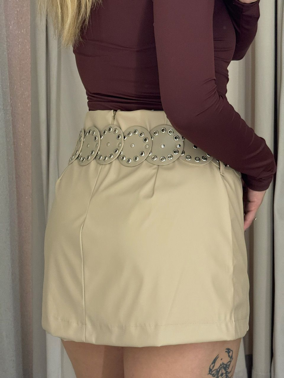 SHORT SAIA ISABEL CINTO NUDE
