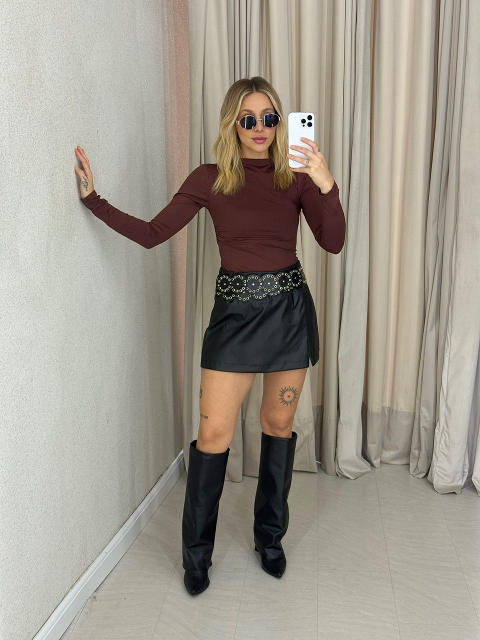 SHORT SAIA ISABEL CINTO PRETO