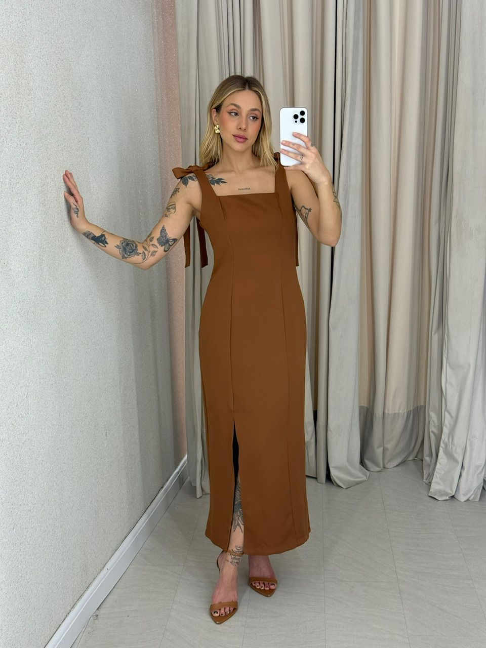 VESTIDO SAMANTA LAÇO CARAMELO