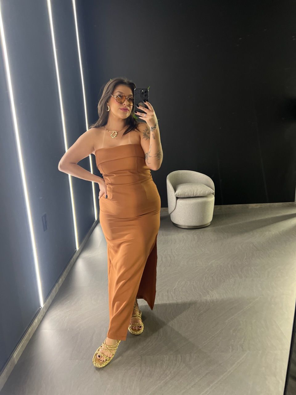 VESTIDO RÚBIA FENDA MARROM