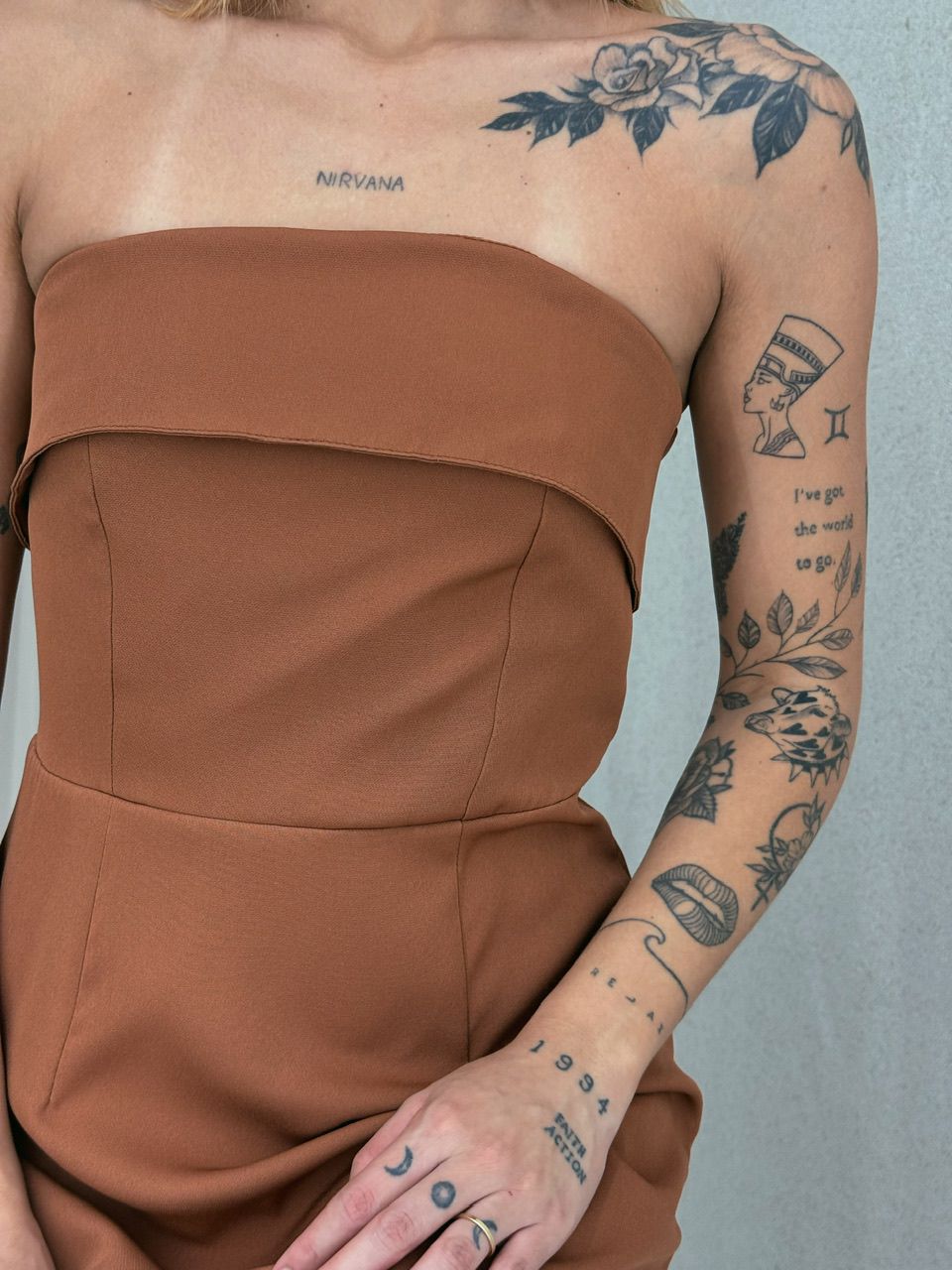 VESTIDO RÚBIA FENDA MARROM