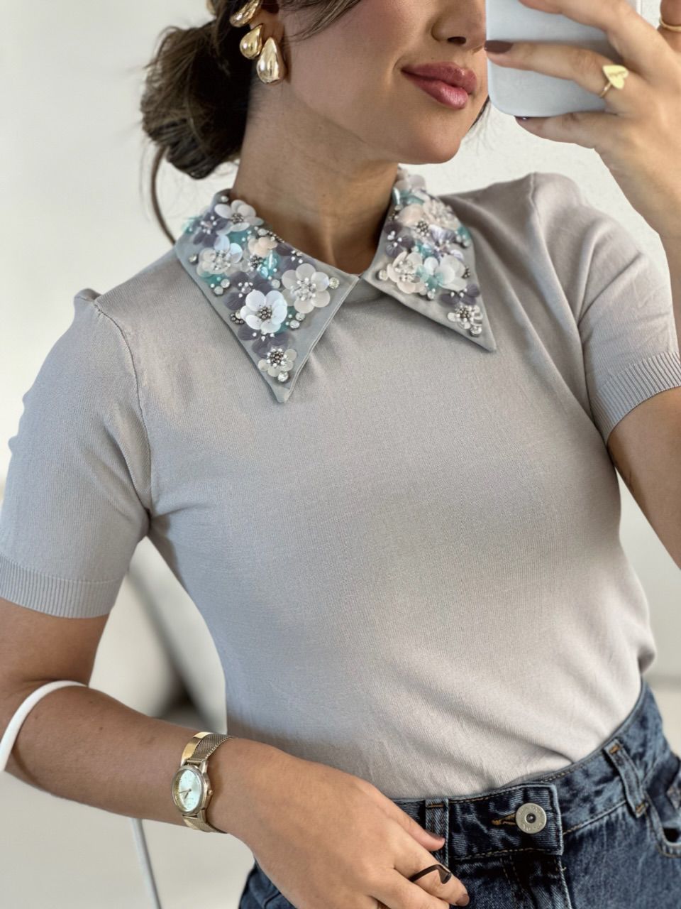 BLUSA MAIA GOLA BORDADA CINZA