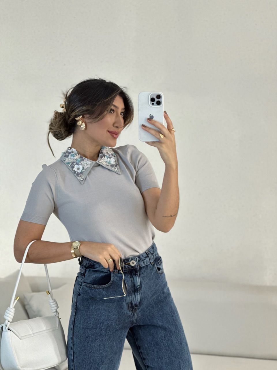 BLUSA MAIA GOLA BORDADA CINZA