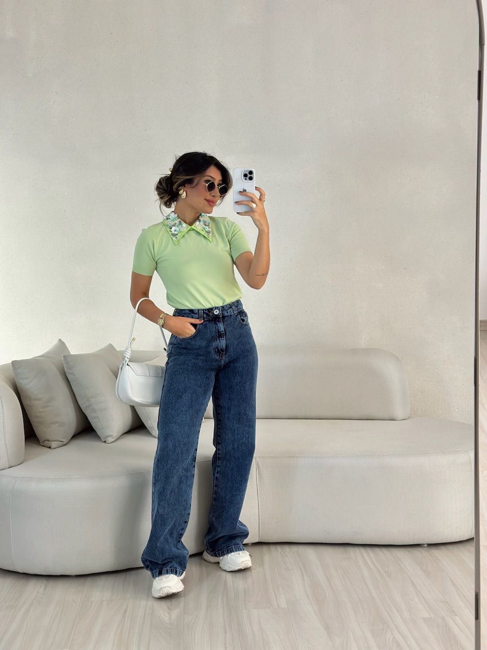 BLUSA MAIA GOLA BORDADA VERDE