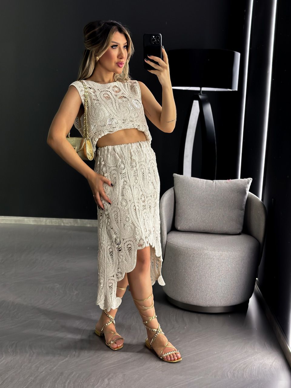 BLUSA CAVADA CROCHÊ CRU