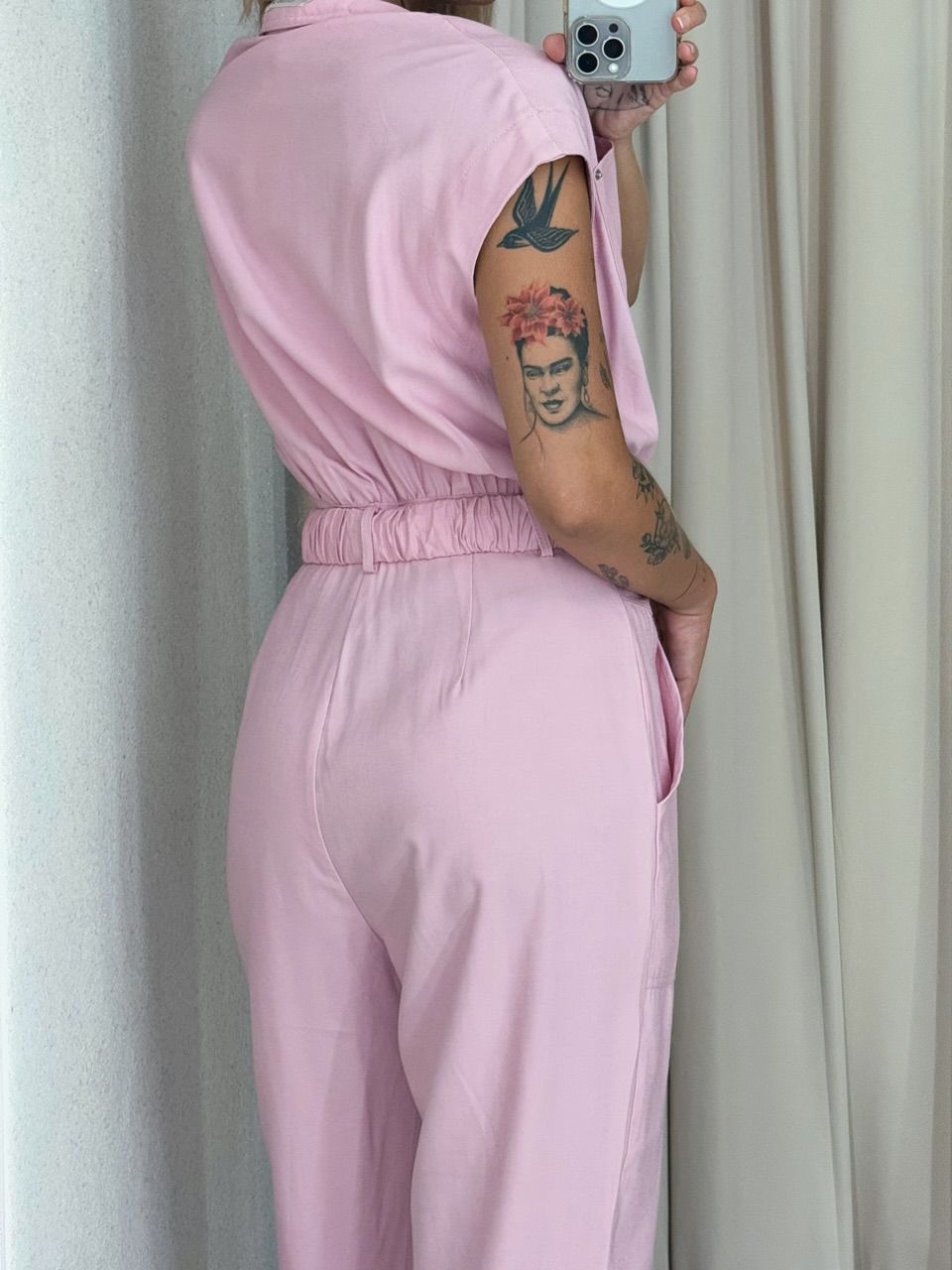MACACÃO MICAELA CINTO Rosa