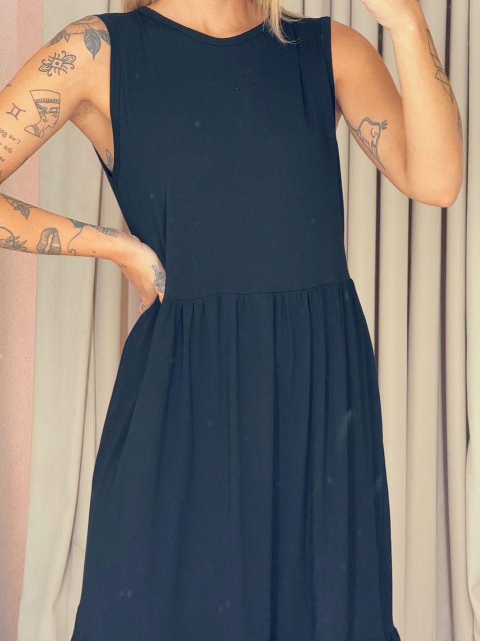 VESTIDO GILDA CAVADO preto