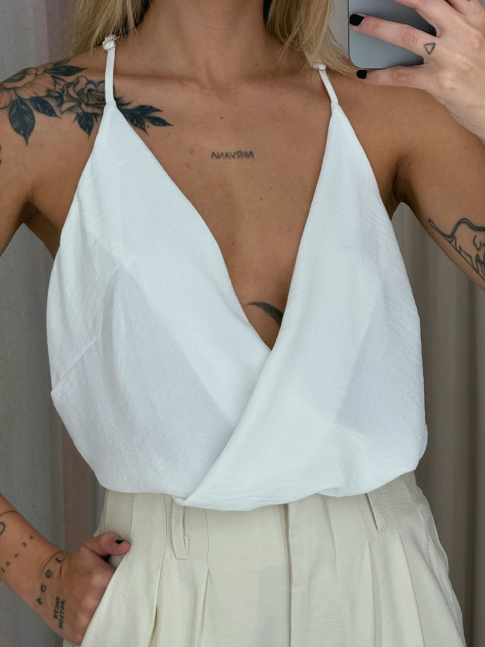 BLUSA SORAIA DECOTE off